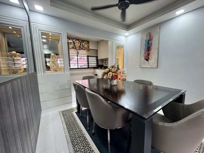 449 Hougang Avenue 10, 449 Hougang Avenue 10, 3 Bedrooms, 1,614 sqft, HDB Flat For Sale, by Ganesan Nesh, 500236234 - Dining Room - PropertyGuru.com.sg