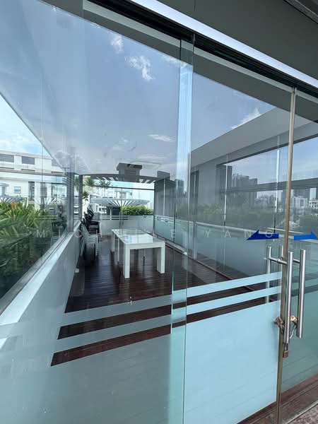 One Oxley Rise, 1 Oxley Rise, 2 Bedrooms, 1,518 sqft, Apartment For Rent, by Michelle Yang, 500236236 - Balcony - PropertyGuru.com.sg