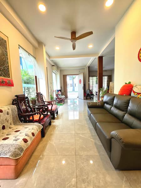 Semi D at Telok Kurau, , 4 Bedrooms, 3,500 sqft, Semi-Detached House For Sale, by Sean Goh, 500236238 - Living Room - PropertyGuru.com.sg