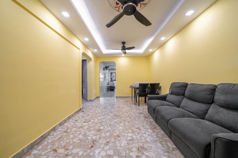 587 Cheng San Court, 587 Ang Mo Kio Avenue 3, 2 Bedrooms, 721 sqft, HDB Flat For Sale, by Cherlyn Tan, 500236241 - Living Room - PropertyGuru.com.sg