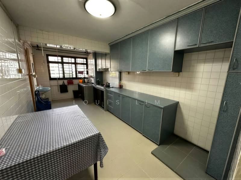 227 Lorong 8 Toa Payoh, 227 Lorong 8 Toa Payoh, Balestier / Toa Payoh, 3 Bedrooms, 883 sqft, HDB Flat For Sale, by Louis Lim, 500236246 - Kitchen - PropertyGuru.com.sg