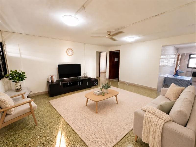 227 Lorong 8 Toa Payoh, 227 Lorong 8 Toa Payoh, Balestier / Toa Payoh, 3 Bedrooms, 883 sqft, HDB Flat For Sale, by Louis Lim, 500236246 - Living Room - PropertyGuru.com.sg