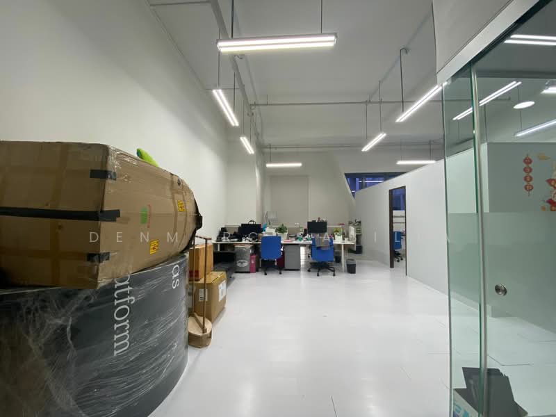 CT Hub, 2 Kallang Avenue, 1,098 sqft, Light Industrial (B1) For Sale, by Denmarc Sabilla, 500236250 - Interior - CommercialGuru.com.sg