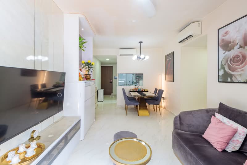 Le Quest, 10 Bukit Batok Street 41, 4 Bedrooms, 1,130 sqft, Condominium For Sale, by Olivia Yeong, 500236256 - Living Room - PropertyGuru.com.sg
