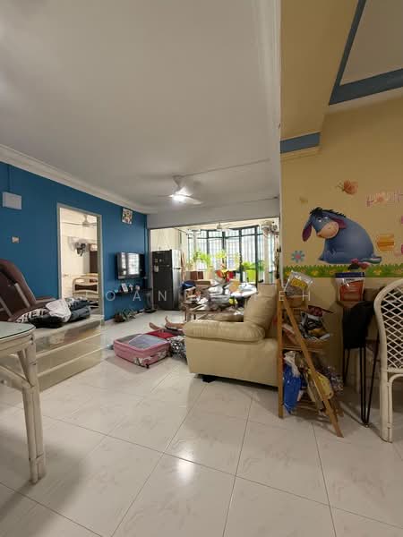 385 Tampines Street 32, 385 Tampines Street 32, 4 Bedrooms, 1,367 sqft, HDB Flat For Rent, by Joanne Peh, 500236266 - Living Room - PropertyGuru.com.sg