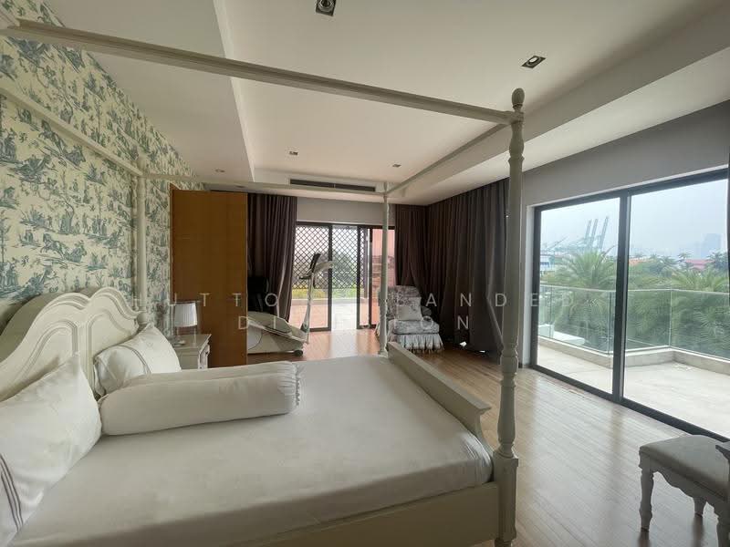 Paradise Island, Paradise Island, Harbourfront / Telok Blangah, 7 Bedrooms, 11,000 sqft, Bungalow House For Sale, by MARIDA JACOBS, 500236274 - Bedroom - PropertyGuru.com.sg