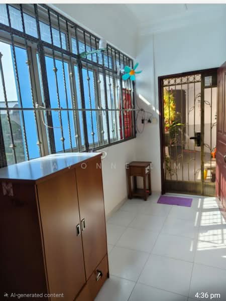 114 Bukit Batok West Avenue 6, 114 Bukit Batok West Avenue 6, Room Rental, 180 sqft, HDB Flat For Rent, by Lavonne Lim, 500236277 - Entrance - PropertyGuru.com.sg