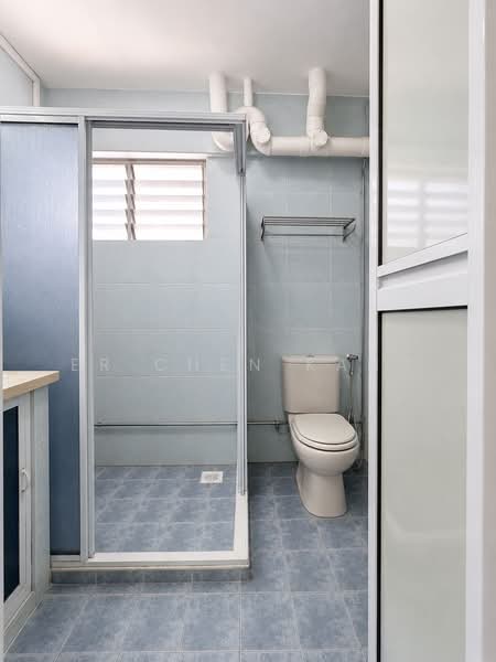 114 Tampines Street 11, 114 Tampines Street 11, 3 Bedrooms, 1,432 sqft, HDB Flat For Sale, by Er Chen Kang, 500236280 - Bathroom - PropertyGuru.com.sg