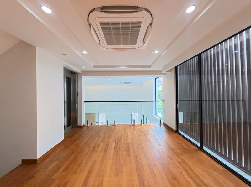5 STOREYS. WALK TO MRT! BRAND NEW HOME WITH BASEMENT, Bedok Rise / Bedok Terrace / Jalan Limau Kasturi / Jalan Limau Nipis / Jalan Langgar Bedok, 5 Bedrooms, 6,499 sqft, Corner Terrace For Sale, by Li Rong Teh, 500236282 - Interior - PropertyGuru.com.sg