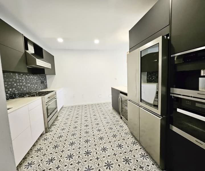 Regency Park, 3 Nathan Road, Tanglin / Holland / Bukit Timah, 4 Bedrooms, 3,650 sqft, Condominium For Rent, by JIMMY, 500236288 - Kitchen - PropertyGuru.com.sg