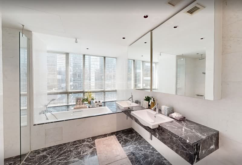 One Shenton, 1 Shenton Way, 4 Bedrooms, 5,242 sqft, Condominium For Sale, by Alton Boo, 500236309 - Bathroom - PropertyGuru.com.sg