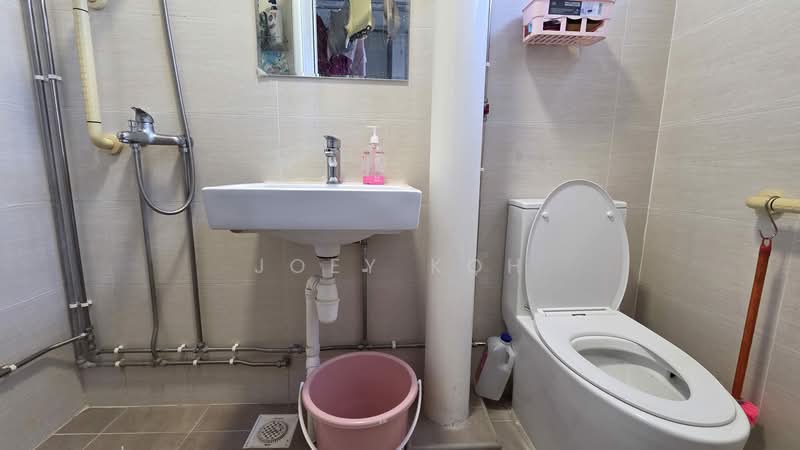 Jurong west st 91, , Room Rental, 180 sqft, HDB Flat For Rent, by Joey Koh, 500236312 - Bathroom - PropertyGuru.com.sg