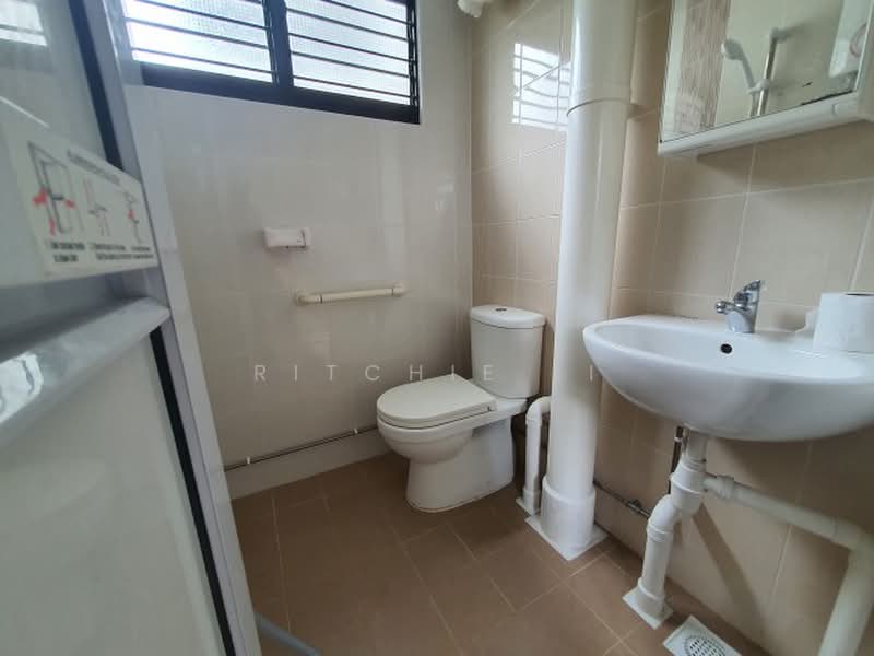 440 Ang Mo Kio Avenue 10, 440 Ang Mo Kio Avenue 10, 2 Bedrooms, 721 sqft, HDB Flat For Rent, by Ritchie Li, 500236313 - PropertyGuru.com.sg