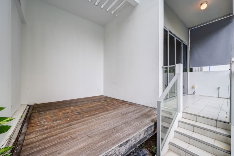 The Shore Residences, 81 Amber Road, 1 Bedroom, 732 sqft, Condominium For Sale, by Jooann Tay, 500236340 - Balcony - PropertyGuru.com.sg