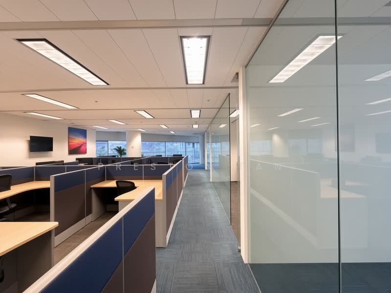Gateway East, 152 Beach Road, 2,787 sqft, Office For Rent, by Preston Tan, 500236344 - Interior - CommercialGuru.com.sg