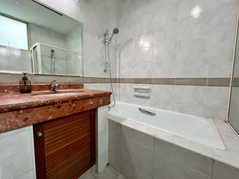 Northvale, 73 Choa Chu Kang Loop, Room Rental, 188 sqft, Condominium For Rent, by Melody Azyliae Chiam, 500236349 - Bathroom - PropertyGuru.com.sg