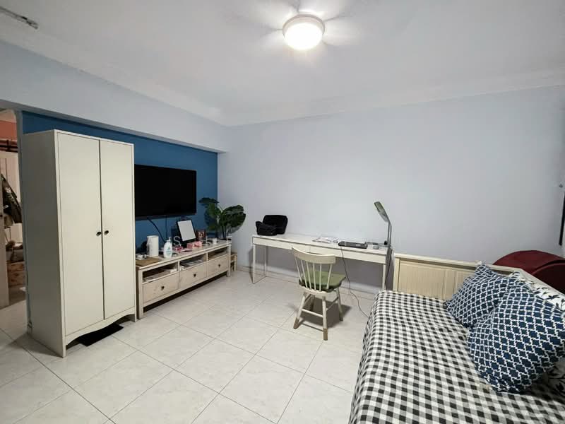 658B Jurong West Street 65, 658B Jurong West Street 65, 3 Bedrooms, 1,195 sqft, HDB Flat For Sale, by Ashely Lian, 500236352 - Living Room - PropertyGuru.com.sg