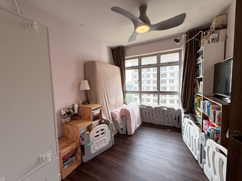222B Bedok North Drive, 222B Bedok North Drive, 3 Bedrooms, 990 sqft, HDB Flat For Sale, by Dennis Lim, 500236353 - Bedroom - PropertyGuru.com.sg