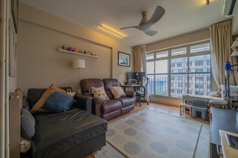 222B Bedok North Drive, 222B Bedok North Drive, Bedok / Upper East Coast, 3 Bedrooms, 990 sqft, HDB Flat For Sale, by Dennis Lim, 500236353 - Living Room - PropertyGuru.com.sg