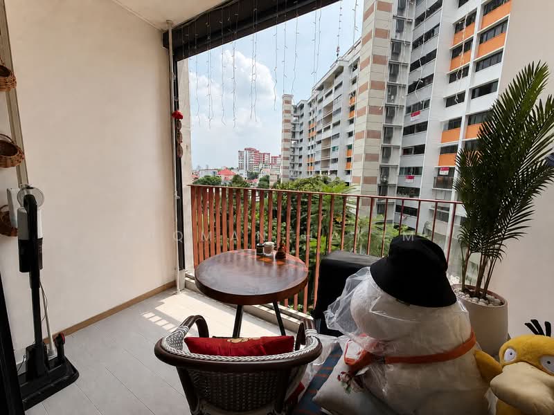 Riverfront Residences, 47 Hougang Avenue 7, 1 Bedroom, 463 sqft, Condominium For Sale, by Luqman Hakim, 500236358 - Balcony - PropertyGuru.com.sg