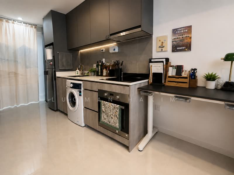 Riverfront Residences, 47 Hougang Avenue 7, 1 Bedroom, 463 sqft, Condominium For Sale, by Luqman Hakim, 500236358 - Kitchen - PropertyGuru.com.sg