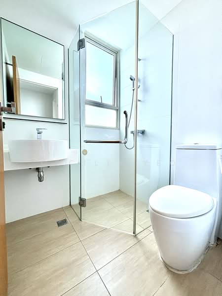 Fontaine Parry, 67 Poh Huat Road, 3 Bedrooms, 2,304 sqft, Condominium For Rent, by Cecilia Yeo, 500236360 - Bathroom - PropertyGuru.com.sg