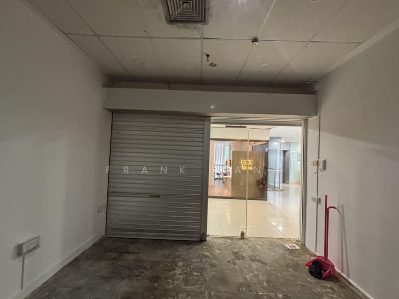 Far East Plaza, 14 Scotts Road, Orchard / River Valley, 240 sqft, Mall Shop For Rent, by Frank Wang, 500236364 - Entrance - CommercialGuru.com.sg