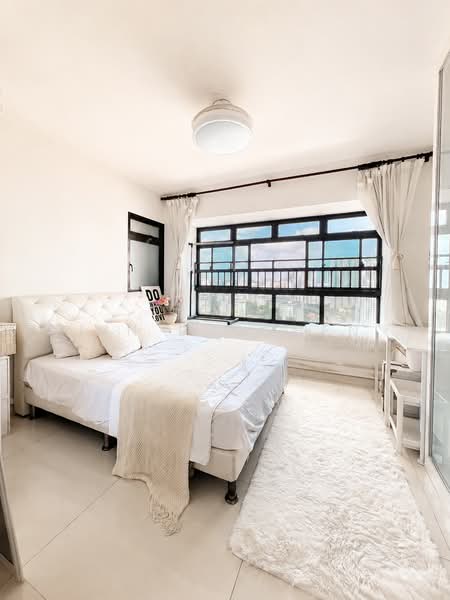 441B Clementi Avenue 3, 441B Clementi Avenue 3, 3 Bedrooms, 1,012 sqft, HDB Flat For Sale, by Lin LuoChen, 500236372 - Bedroom - PropertyGuru.com.sg