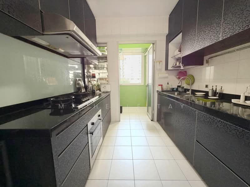 615C Edgefield Plains, 615C Edgefield Plains, Hougang / Punggol / Sengkang, 3 Bedrooms, 1,033 sqft, HDB Flat For Sale, by Michelle Tay, 500236378 - Kitchen - PropertyGuru.com.sg