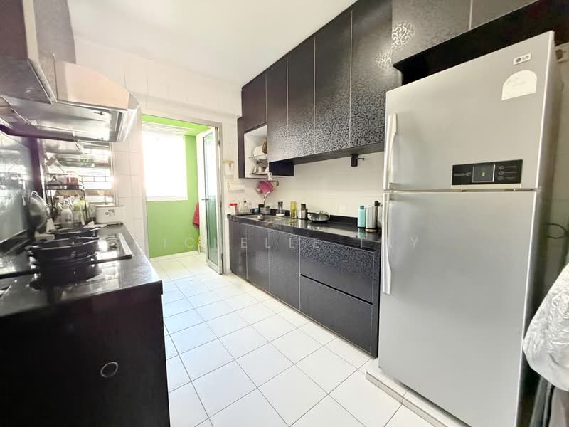 615C Edgefield Plains, 615C Edgefield Plains, Hougang / Punggol / Sengkang, 3 Bedrooms, 1,033 sqft, HDB Flat For Sale, by Michelle Tay, 500236378 - Kitchen - PropertyGuru.com.sg