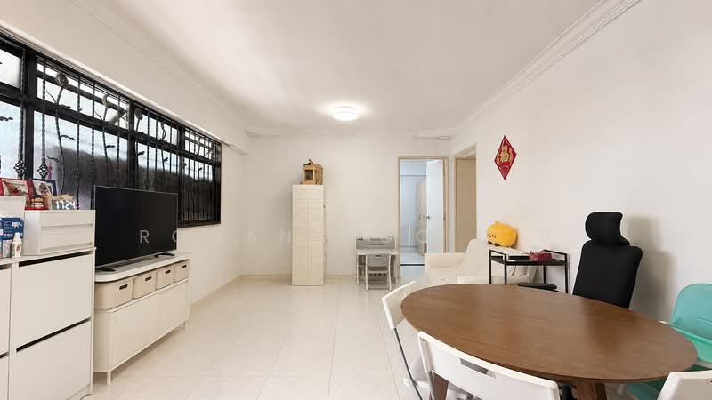 504 Montreal Drive, 504 Montreal Drive, 3 Bedrooms, 979 sqft, HDB Flat For Sale, by Roman Woo C P, 500236379 - Living Room - PropertyGuru.com.sg