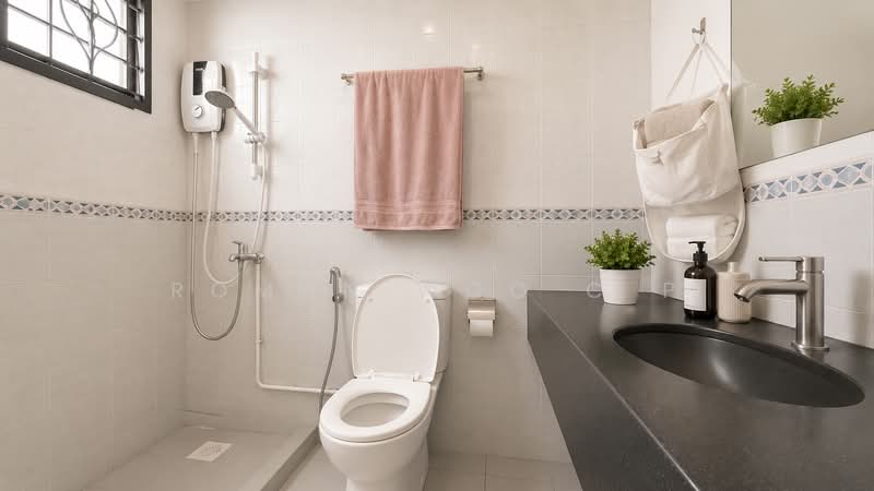 504B Montreal Drive, 504B Montreal Drive, 3 Bedrooms, 979 sqft, HDB Flat For Sale, by Roman Woo C P, 500236379 - Bathroom - PropertyGuru.com.sg