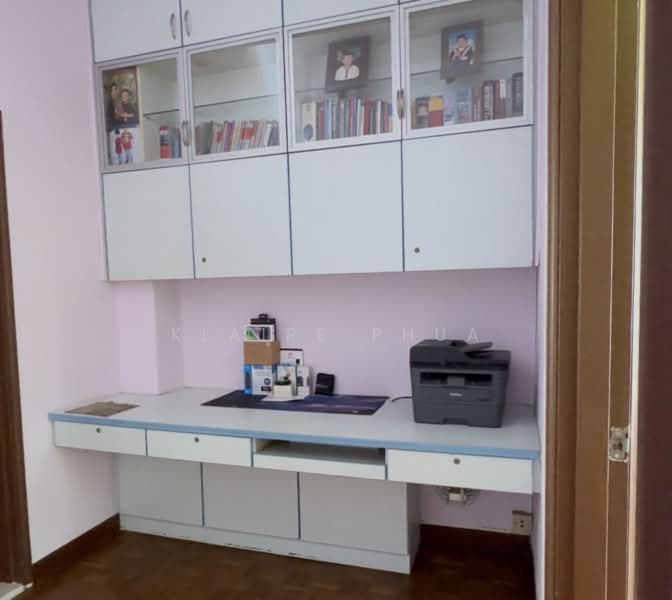SUNRISE WAY | SUNRISE VILLA | SUNRISE DRIVE | SUNRISE LANE | YIO CHU KANG LANDED | SUNRISE CLOSE, , 4 Bedrooms, 2,800 sqft, Terraced House For Sale, by Klaire Phua, 500236385 - Study - PropertyGuru.com.sg