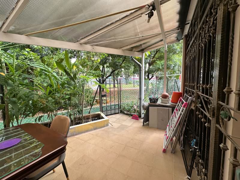 SUNRISE WAY | SUNRISE VILLA | SUNRISE DRIVE | SUNRISE LANE | YIO CHU KANG LANDED | SUNRISE CLOSE, , 4 Bedrooms, 2,800 sqft, Terraced House For Sale, by Klaire Phua, 500236385 - Exterior - PropertyGuru.com.sg