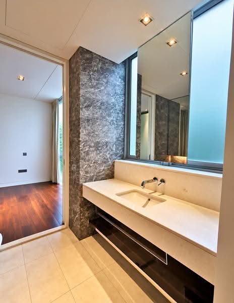 The Oliv @ Balmoral, 11C Balmoral Road, Tanglin / Holland / Bukit Timah, 4 Bedrooms, 4,908 sqft, Apartment For Rent, by Ray Lim, 500236393 - Bathroom - PropertyGuru.com.sg