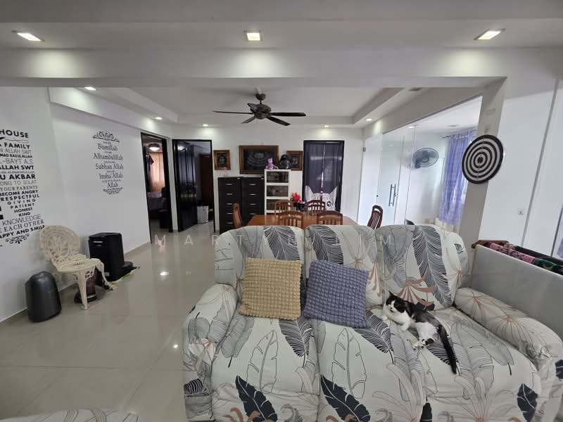 175 Yishun Avenue 7, 175 Yishun Avenue 7, 3 Bedrooms, 1,313 sqft, HDB Flat For Sale, by Martyn Lim, 500236397 - Living Room - PropertyGuru.com.sg