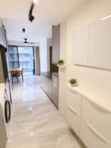 Affinity At Serangoon, , 2 Bedrooms, 732 sqft, Condominium For Sale, by Quek Swee Khim Benjamin, 500236402 - Kitchen - PropertyGuru.com.sg