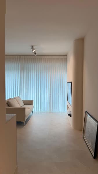 Double Bay Residences, 17C Simei Street 4, 2 Bedrooms, 926 sqft, Condominium For Sale, by Pearlyn Chionh, 500236409 - Living Room - PropertyGuru.com.sg