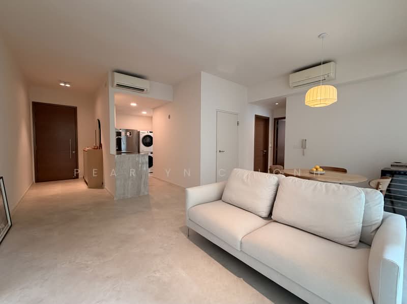 Double Bay Residences, 17C Simei Street 4, Pasir Ris / Tampines, 2 Bedrooms, 926 sqft, Condominium For Sale, by Pearlyn Chionh, 500236409 - Living Room - PropertyGuru.com.sg