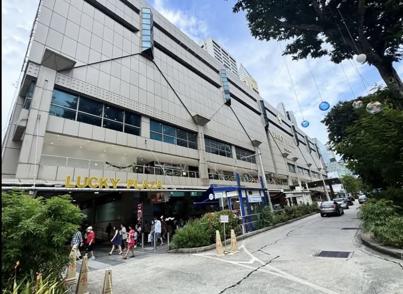 Lucky plaza fnb, , 500 sqft, Food & Beverage For Rent, by Genevieve ., 500236411 - Exterior - CommercialGuru.com.sg