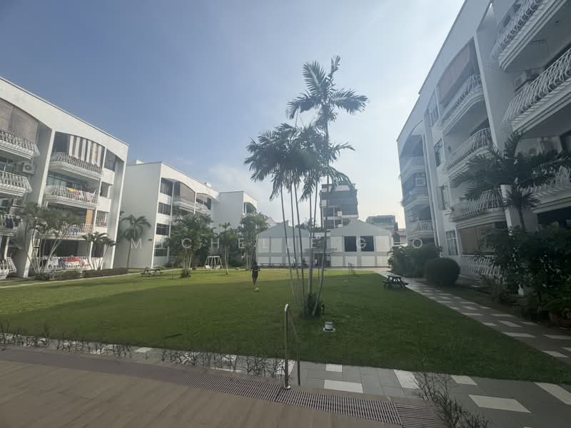 Katong Gardens, 235 Tembeling Road, 4 Bedrooms, 2,347 sqft, Apartment For Rent, by Michelle Guo, 500236422 - Exterior - PropertyGuru.com.sg