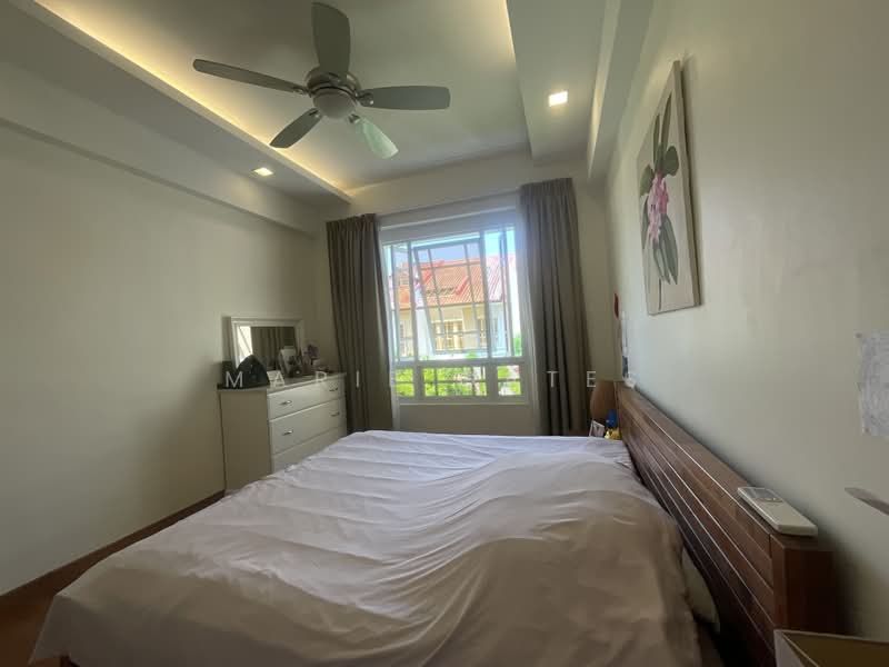 Villa Marina, 21 Jalan Sempadan, 4 Bedrooms, 2,024 sqft, Condominium For Sale, by Marie Gates, 500236424 - Master Bedroom Ensuite - PropertyGuru.com.sg
