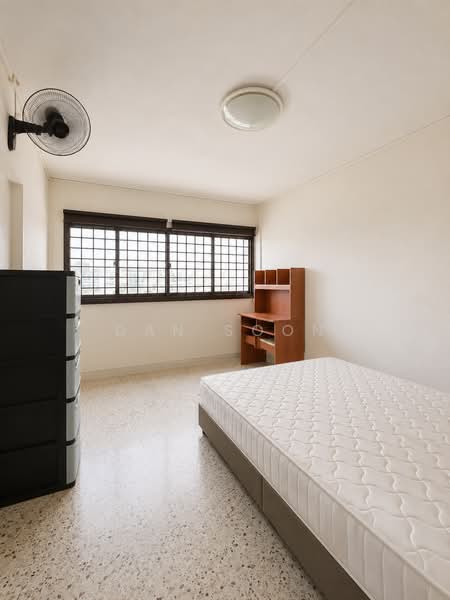 36 Marsiling Drive, 36 Marsiling Drive, 3 Bedrooms, 1,302 sqft, HDB Flat For Sale, by Dan Soon, 500236432 - Bedroom - PropertyGuru.com.sg