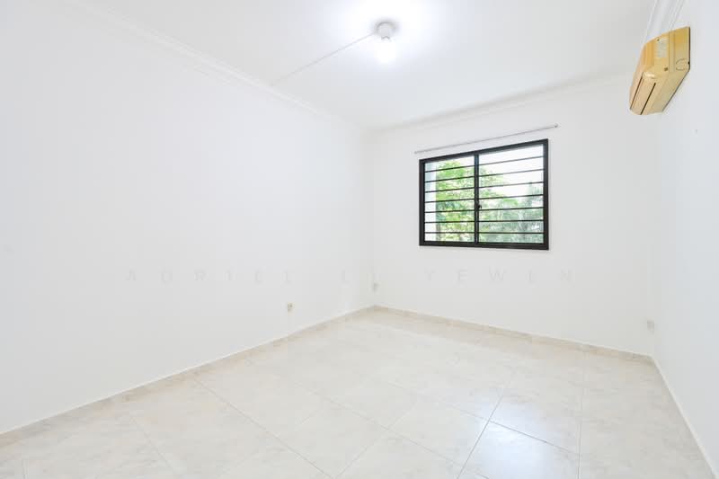 105 Rivervale Walk, 105 Rivervale Walk, 3 Bedrooms, 1,098 sqft, HDB Flat For Sale, by Adriel Li Yewen, 500236435 - Master bedroom - PropertyGuru.com.sg