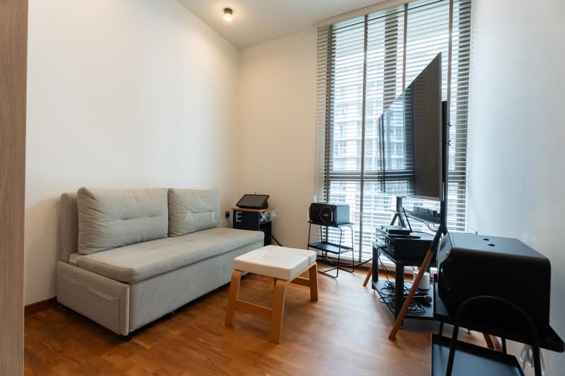 Treasure Crest, 60 Anchorvale Crescent, 3 Bedrooms, 1,076 sqft, Condominium For Sale, by Alex Lim, 500236451 - Bedroom 1 - PropertyGuru.com.sg