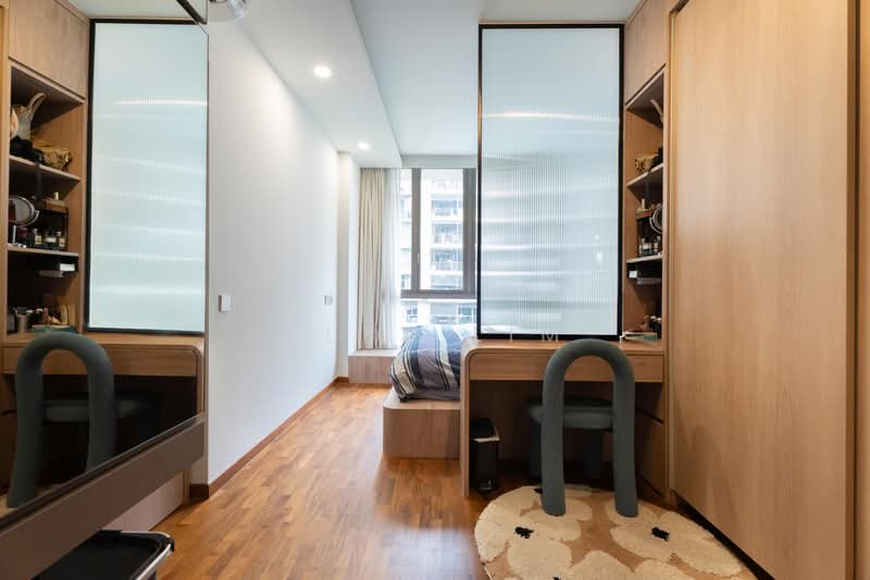 Treasure Crest, 60 Anchorvale Crescent, 3 Bedrooms, 1,076 sqft, Condominium For Sale, by Alex Lim, 500236451 - Master Bedroom - PropertyGuru.com.sg