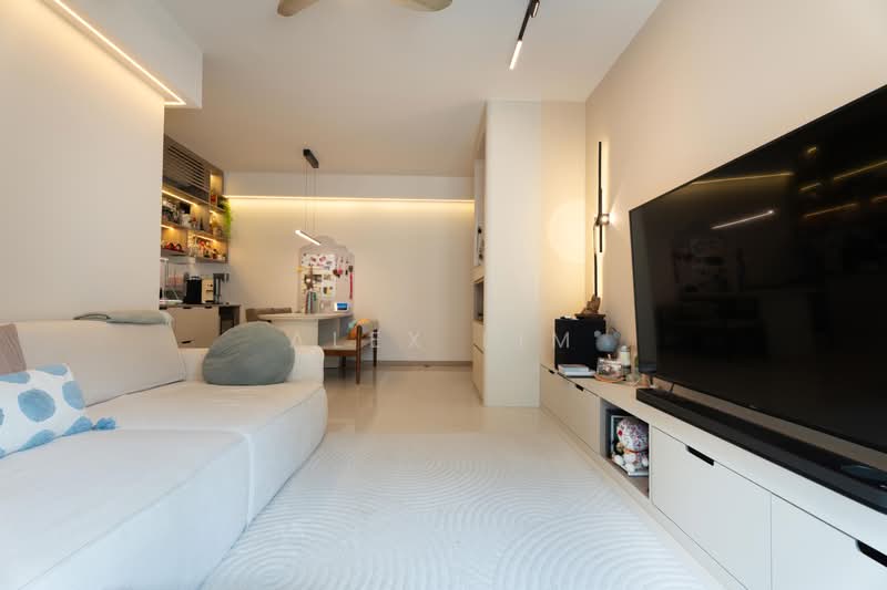 Treasure Crest, 60 Anchorvale Crescent, 3 Bedrooms, 1,076 sqft, Condominium For Sale, by Alex Lim, 500236451 - Living Room - PropertyGuru.com.sg