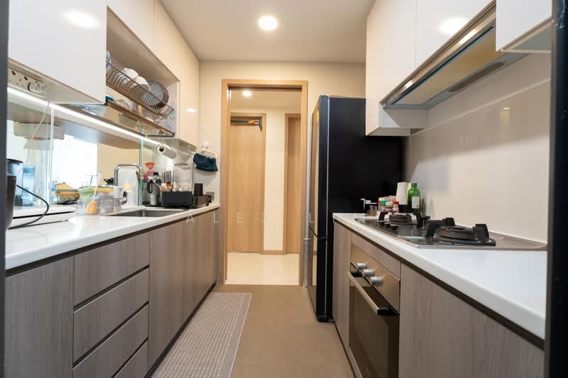 Treasure Crest, 60 Anchorvale Crescent, 3 Bedrooms, 1,076 sqft, Condominium For Sale, by Alex Lim, 500236451 - Kitchen - PropertyGuru.com.sg
