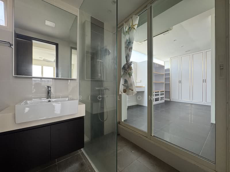 Watercolours, 27 Pasir Ris Link, Room Rental, 800 sqft, Condominium For Rent, by Jeric Leong, 500236452 - Bathroom - PropertyGuru.com.sg