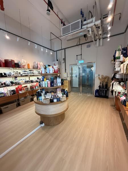 Luzerne Building, 72 Bendemeer Road, 891 sqft, Light Industrial (B1) For Rent, by Alvin Chua, 500236459 - Interior - CommercialGuru.com.sg